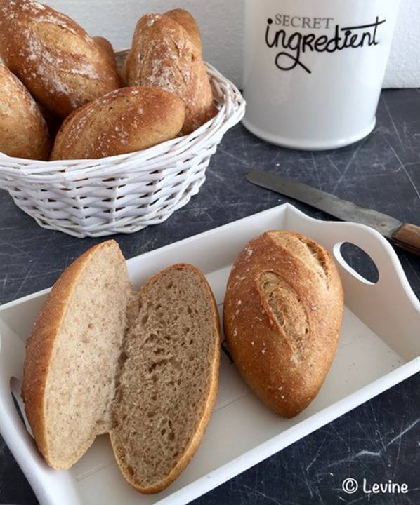 Lichtbruine pistolets